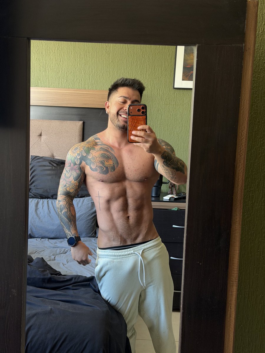 Jorge_masterfit's tweet photo. No importa que haga siempre se me marca 🤣🍆

https://t.co/D9Kogc0TP4 https://t.co/GEYXdNSyRT