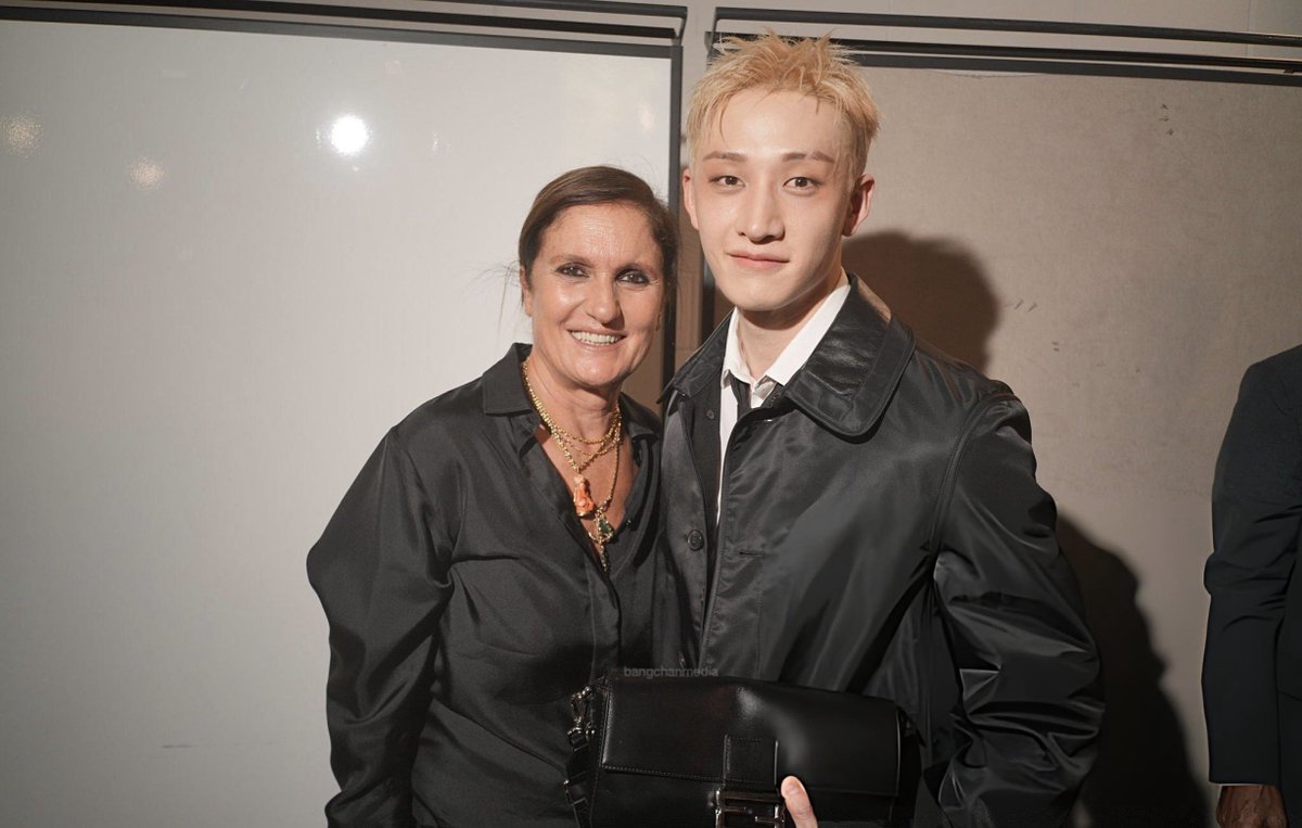 bangchanmedia's tweet photo. 📸 bang chan attends fendi spring/summer 2027 show for milan fashion week.
#BangChanxFendi #BangChanxFendiSS27 https://t.co/1XPpKciwyz