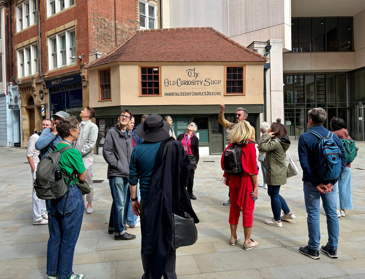 SAVEtoReuse's tweet photo. Fabulous tour of Aldwych w/Tom Bolton for #OpenHouse26
Highlights include Strand Piazza, a 4-lane highway until 2023, SAVE + collaborator John Burrell were the first to suggest pedestrianisation
Thanks Space House for special access + Tom for the fascinating stories of London. https://t.co/UfnDrDfh9F