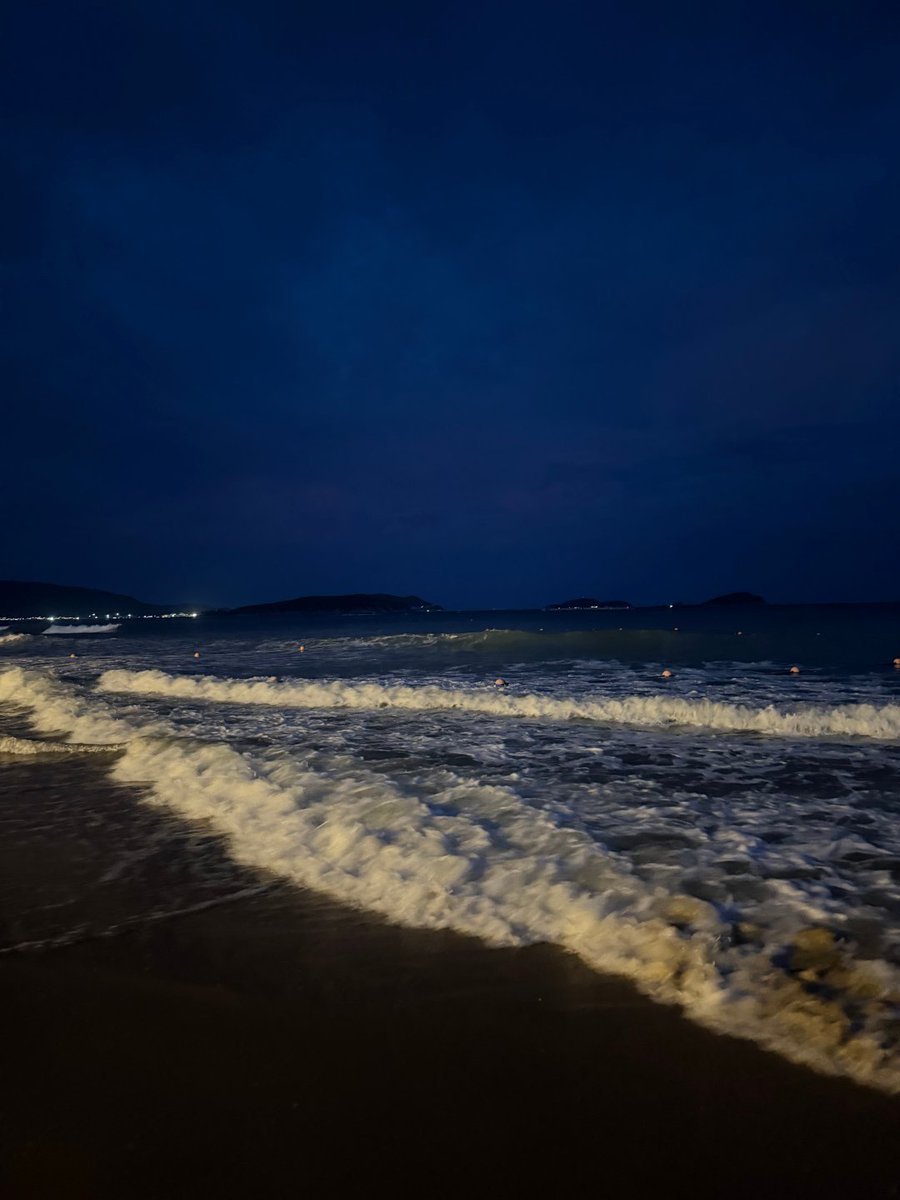 Starrybreeza's tweet photo. Soak up the seaside atmosphere. https://t.co/ibS7szaDNO