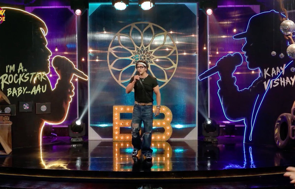 digital_newshub's tweet photo. Finally, Qazi’s first performance 🤌🔥 What a voice he has! ❤️

#BiggBoss20 #QaziTouqeer #BB20 https://t.co/7RNMXiYQGD