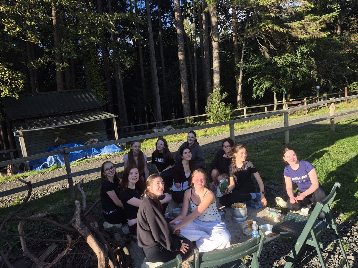 ColtnessHS's tweet photo. Nothing better than a feast after a good day walking! https://t.co/dlMH1cfKmE
