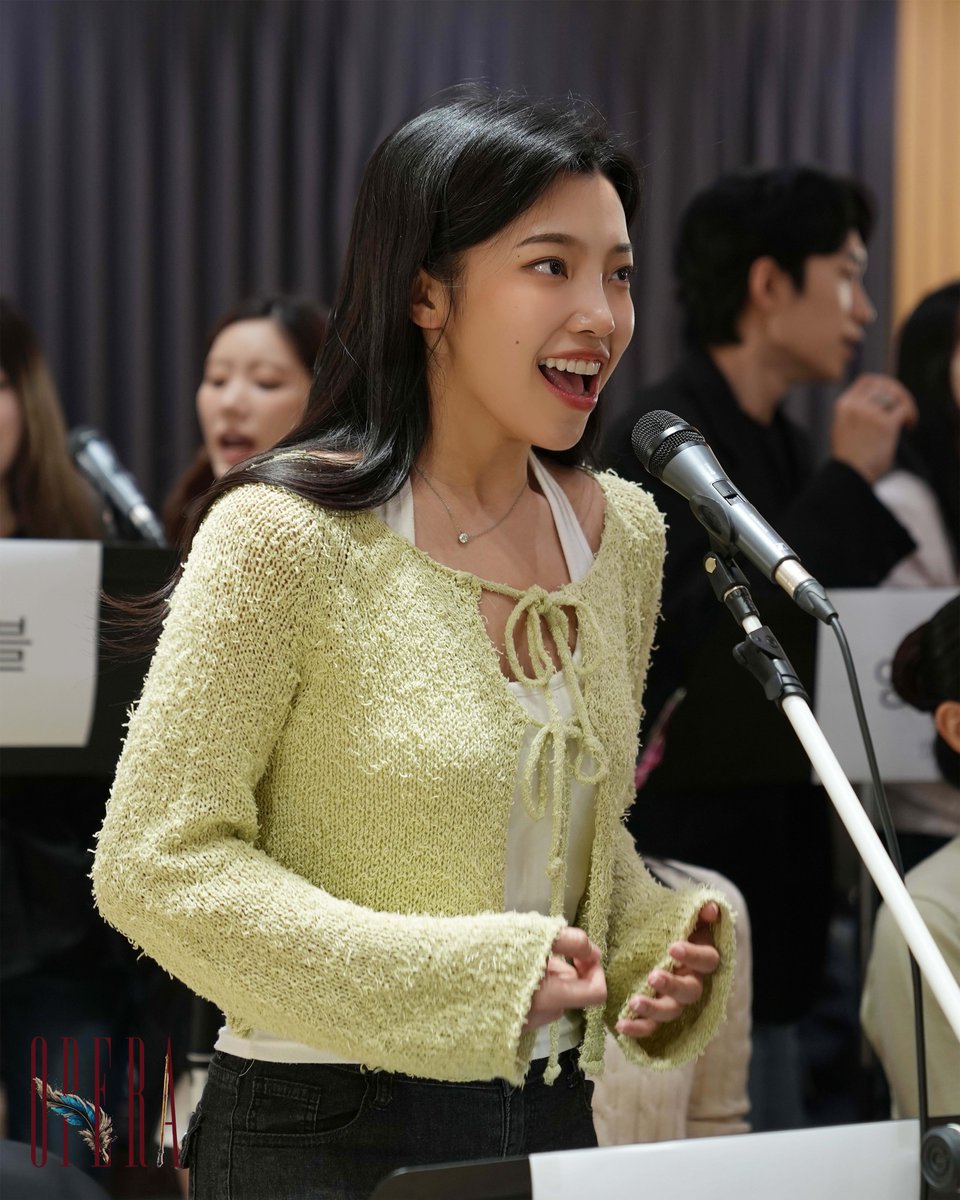 orchardmusical's tweet photo. 뮤지컬 #오페라

👑 시츠프로브 현장 공개

뮤지컬 <오페라> 시츠프로브 현장을 공개합니다!

𝐌𝐔𝐒𝐈𝐂𝐀𝐋 𝐎𝐏𝐄𝐑𝐀
𝟸𝟶𝟸𝟼.𝟷𝟶.𝟶𝟷-𝟷𝟶.𝟷𝟾
이화여자대학교 삼성홀 https://t.co/Tt8V0TjDGV