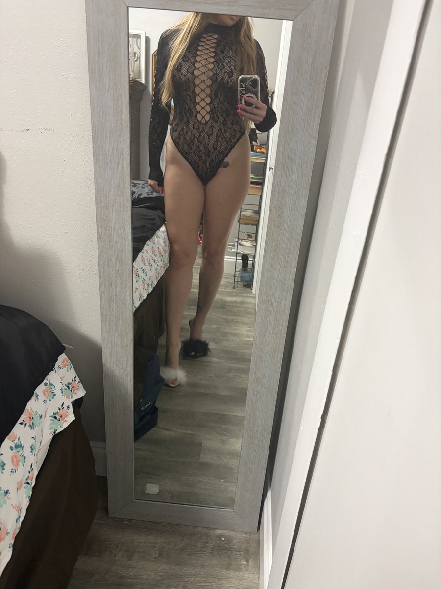 AbbyLotus25's tweet photo. My outfit of the day🪷
Let’s come together 🥰😏💋 https://t.co/7QHR6lqIsO 

https://t.co/8Ujjgpcnne

https://t.co/TbF75c2a77 https://t.co/1AJpMaGRaZ