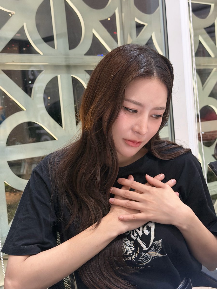 Emmaomam's tweet photo. ฉันรักเสี่ยปุยนุ่นที่ซู้ดดดดดด เจ้าก้อนแบตของฉัน
อยู่ข้างๆแกเตมอออ (เพราะต้องถ่ายคอนเทรนต์ให้แกไงละ5555555) รักอ้ายเด้ออ🤍🙉

#ข่มขลัง
#puinoonbint
#KhomKhlangTheSeries https://t.co/Tgf2i20EvE