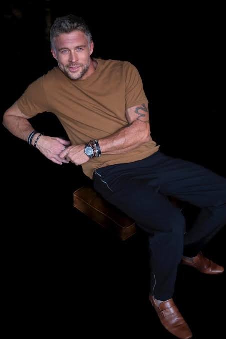 Chris0127David's tweet photo. Some old photos of me 😄 https://t.co/l6m8bSlmc3