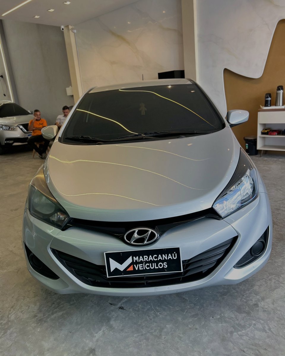 MosesPrimauw0m's tweet photo. HYUNDAI HB20 1. 6 Comfort Automatic, model year 2015, with 105, 000 km. Air conditioning, power steering, fabric seats, power windows, original audio, reverse sensor, new tires, multifunction steering wheel, alarm, alloy wheels, spare key. Fully https://t.co/9ocM7kfaSs