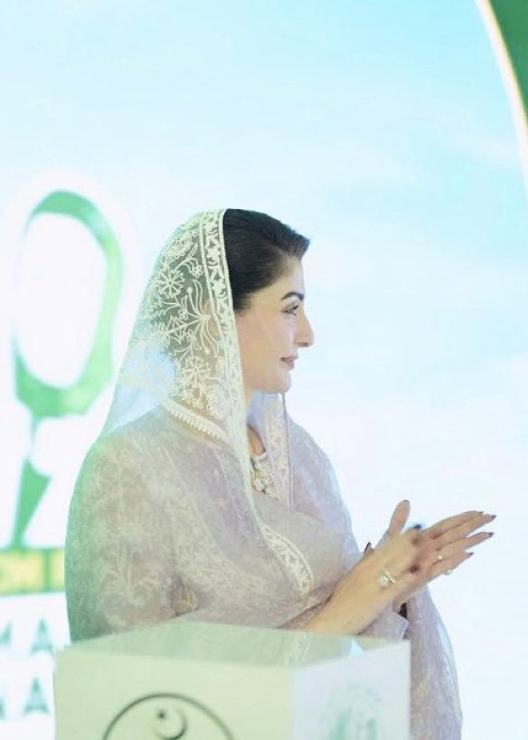 ranaarsalan97's tweet photo. پنجاب کی راجکماری 
Great Leader CM Punjab @MaryamNSharif https://t.co/UGVxHGE0Je