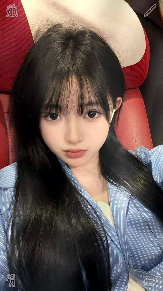 miii___rin's tweet photo. 🤐包养美女
异地恋一定很难熬吧？🎐@K3k9_ https://t.co/MMSHPqrihq