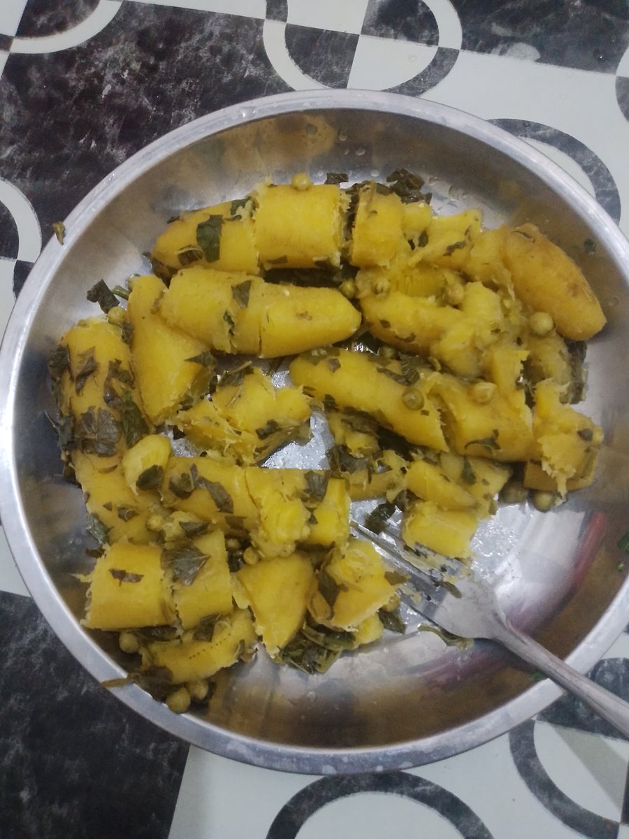 natuk96005's tweet photo. Supper on a cold evening 

VGR https://t.co/9nskB8mkSC