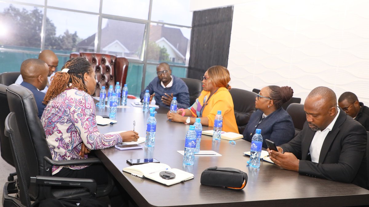 InfoKfcb's tweet photo. 𝐊𝐅𝐂𝐁 𝐚𝐧𝐝 𝐂𝐚𝐩𝐞 𝐌𝐞𝐝𝐢𝐚 𝐒𝐞𝐞𝐤 𝐭𝐨 𝐒𝐭𝐫𝐞𝐧𝐠𝐭𝐡𝐞𝐧 𝐂𝐨𝐥𝐥𝐚𝐛𝐨𝐫𝐚𝐭𝐢𝐨𝐧 𝐨𝐧 𝐑𝐞𝐠𝐮𝐥𝐚𝐭𝐨𝐫𝐲 𝐂𝐨𝐦𝐩𝐥𝐢𝐚𝐧𝐜𝐞 𝐚𝐧𝐝 𝐂𝐨𝐧𝐬𝐮𝐦𝐞𝐫 𝐏𝐫𝐨𝐭𝐞𝐜𝐭𝐢𝐨𝐧

Earlier today, representatives from the Kenya Film Classification Board (@InfoKfcb) and Cape Media Limited met to review and fast-track a framework aimed at enhancing collaboration between the two entities, particularly on regulatory compliance, consumer protection, and awareness initiatives to promote safe and responsible media and audiovisual consumption.

During a technical meeting held at Cape Media’s offices in Nairobi, the team also reviewed possible collaboration in other areas of mutual interest, with a view to creating an enabling environment to spur the growth of the film and broadcast industry.

KFCB remains committed to working with stakeholders to foster a facilitative regulatory environment that promotes the growth and development of the audiovisual sector, supports talent development and monetisation, safeguards minors and other vulnerable groups from exposure to inappropriate content, and contributes to job opportunities and wealth creation, in line with Government development blueprints.

For more information about KFCB, a State regulatory agency under the @SDY_Ke , visit https://t.co/A6segIiLg7 or engage with us through our social media platforms.
@Waziri_Mvurya @fikirini_jacobs @SpokespersonGoK @njogunjoroge1 @moyasa_ke @SDY_Ke  @koske_felix @marcosMasiga