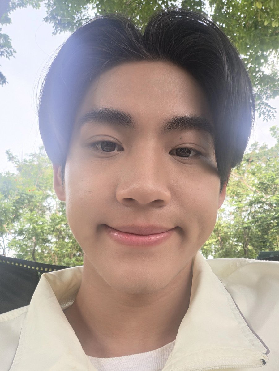 esttowesties's tweet photo. babybigboy's cheekie smile 💙 #almondbabybigboy https://t.co/Z4YFAsXpph