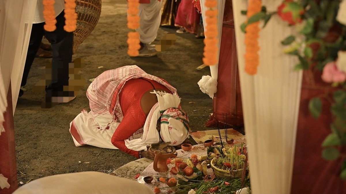 NishaGumla's tweet photo. सरना विकास समिति, धुर्वा, राँची (झारखंड) द्वारा आयोजित करम पूजा में शामिल होकर पूजा-अर्चना करने का सौभाग्य प्राप्त हुआ। इस सुंदर आयोजन के लिए आयोजक समिति एवं समाज के सभी प्रबुद्ध अगुवागणों का हृदय से धन्यवाद एवं आभार।
जय करम, जय धरमा, जय सरना! 🌿🏳🚩🇦🇹🌿🙏
#delisting #converted #muslim #christian #diku #save #adivasi #sarna #tribal #nature #lovers #remove #article342 #jharkhand #india