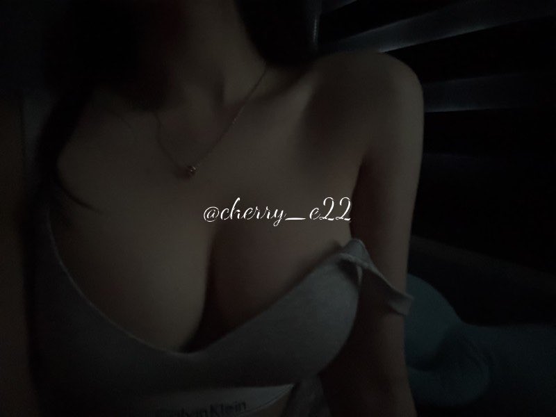 cherry_c22's tweet photo. 오늘 출근하기 전. https://t.co/v84DgGtmT8