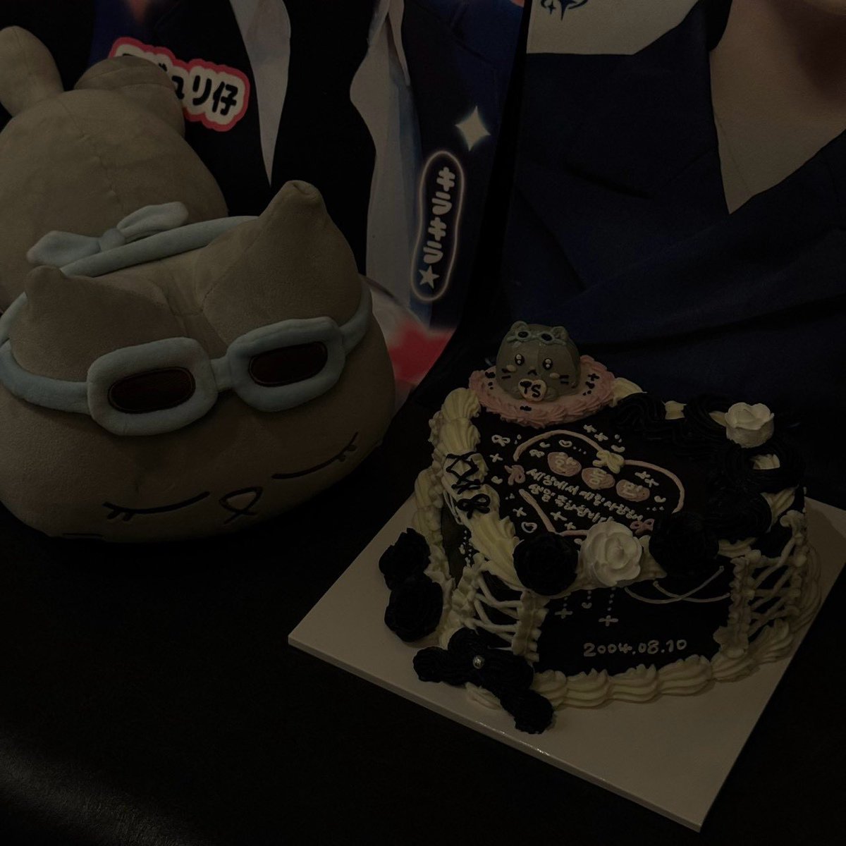 ts2log's tweet photo. テサンくんのセンイル、初めてのサイン会、楽園2
充実しまくりの夏🫧𓂃 𓈒𓏸◌
大好きなテサンくんにたくさん会えて、たくさん幸せをもらえた夏でした🥹♡
これからもテサンくんとたくさん思い出作れますように🪄
#boynextdoor #보이넥스트도어 #onedoor #태산 #TAESAN https://t.co/HDJCuEl8vb