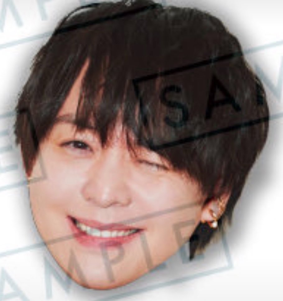mimi_meriru's tweet photo. え、てか結構ちゃんとフープっぽく見えるけどみんな大丈夫？俺らが恋しすぎて夢にまで見たピアスつけてる10年前の有岡大貴さんじゃないすかこれ https://t.co/pum9kvGw1U