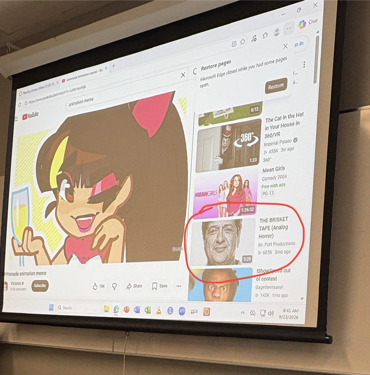 techsupport9510's tweet photo. i was trying so hard not to lose it in class earlier lmao https://t.co/SHLIXO5hBf