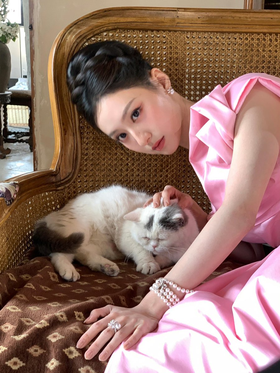 Lianxine's tweet photo. https://t.co/ukAmCBY2aY