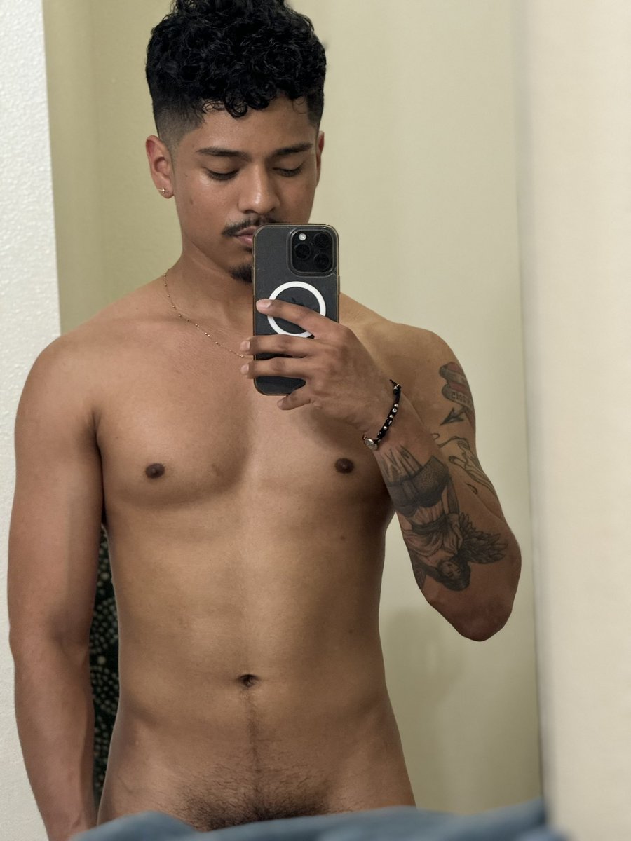 JaviiWasabii's tweet photo. follow for follow? 

#dtx #dallas #latino #fyp #chudai #mlm https://t.co/yHUryHni2s