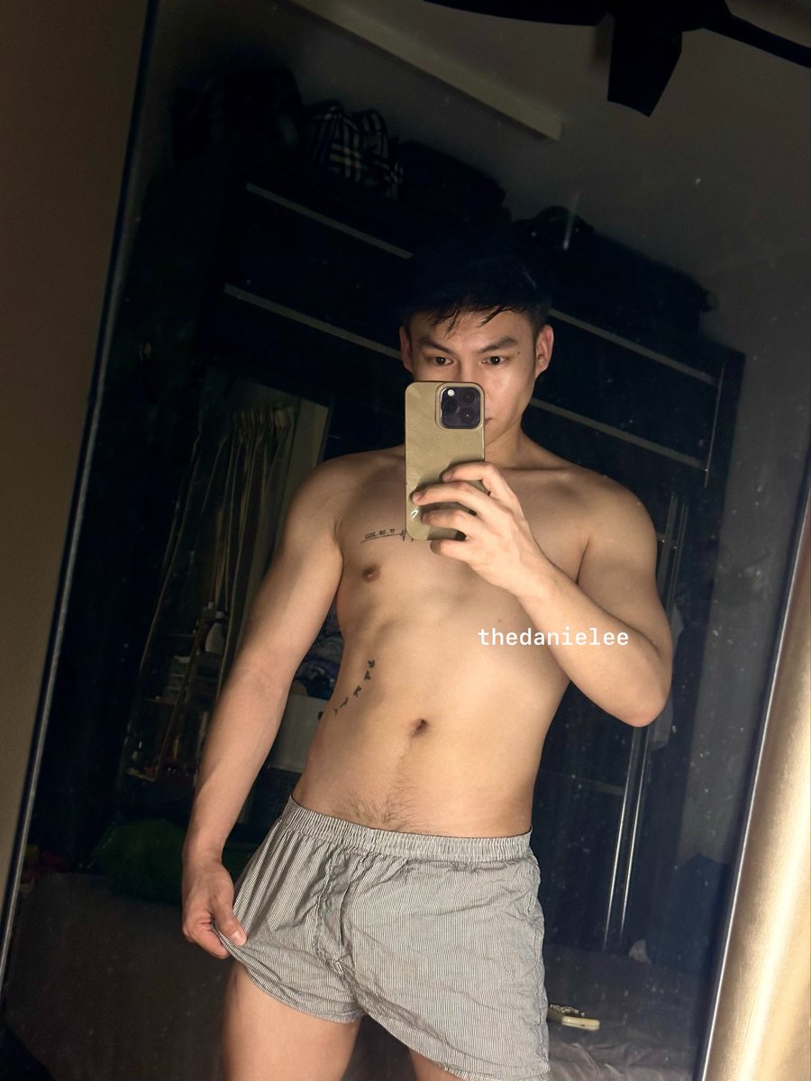 thedanielee's tweet photo. his everything https://t.co/TGJQkXT8N9