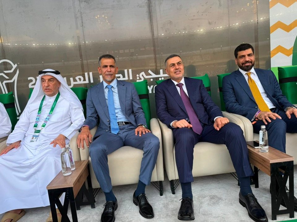 basrafirst's tweet photo. حضور محافظ البصرة الشيخ أسعد العيداني في افتتاح بطولة كاس الخليج

#البصرة_أولاً https://t.co/R4jW0cTBwQ