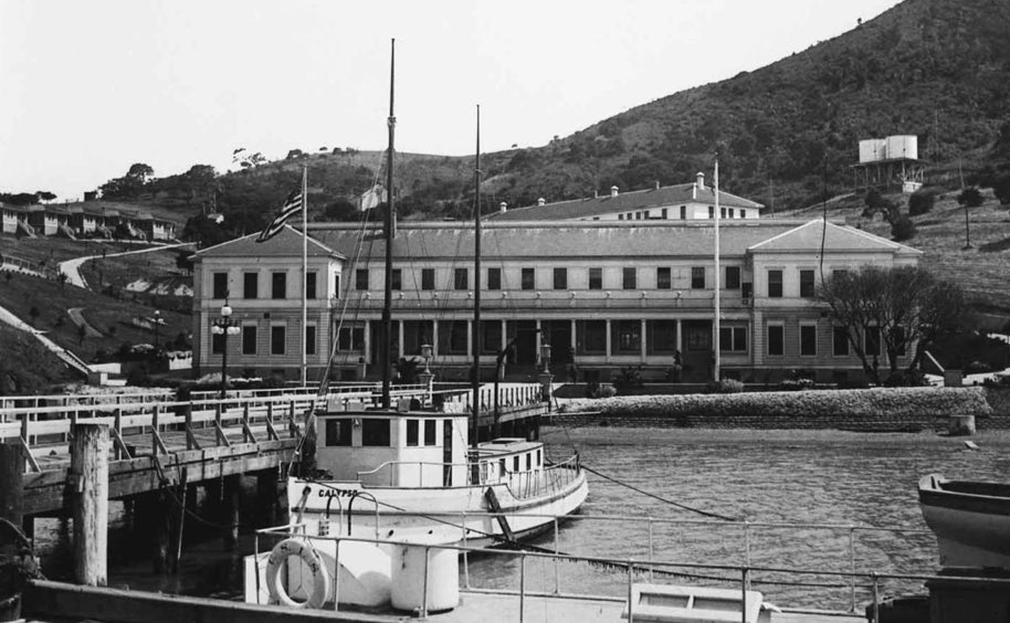 NorCalRavine's tweet photo. @christopherrufo @Cernovich Angel Island as well, the Ellis Island of the West. 
https://t.co/sohwrj4Dg4 https://t.co/kPvxgg0PA7