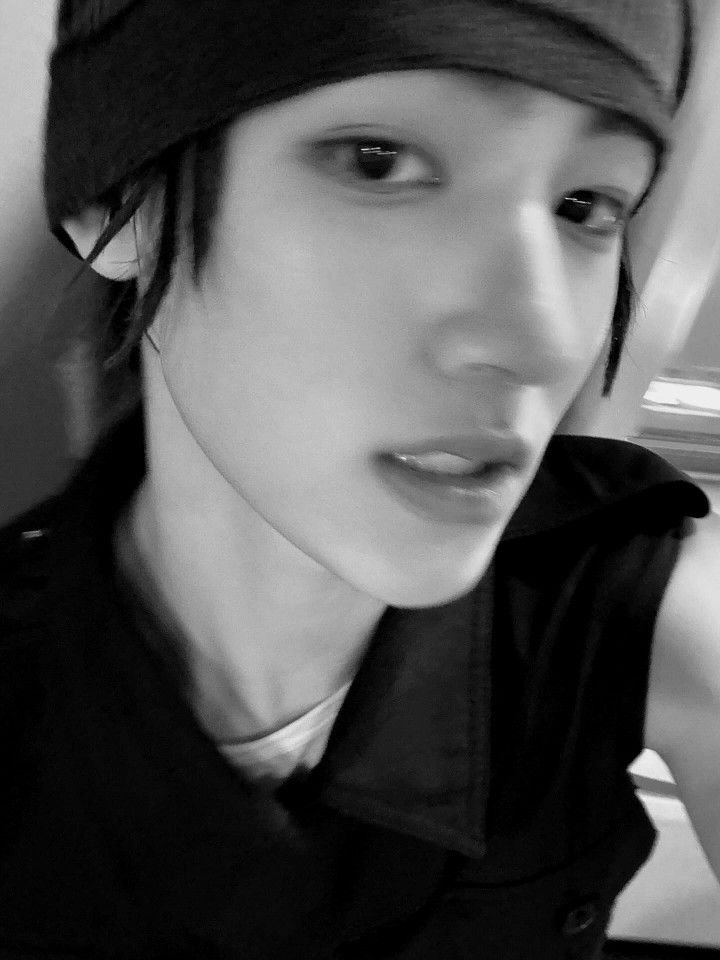 caerties's tweet photo. osige, short hair kku? :)

#성현 #CoerSelcaDay #COSD #Seonghyeon https://t.co/zLjwuvG6PT