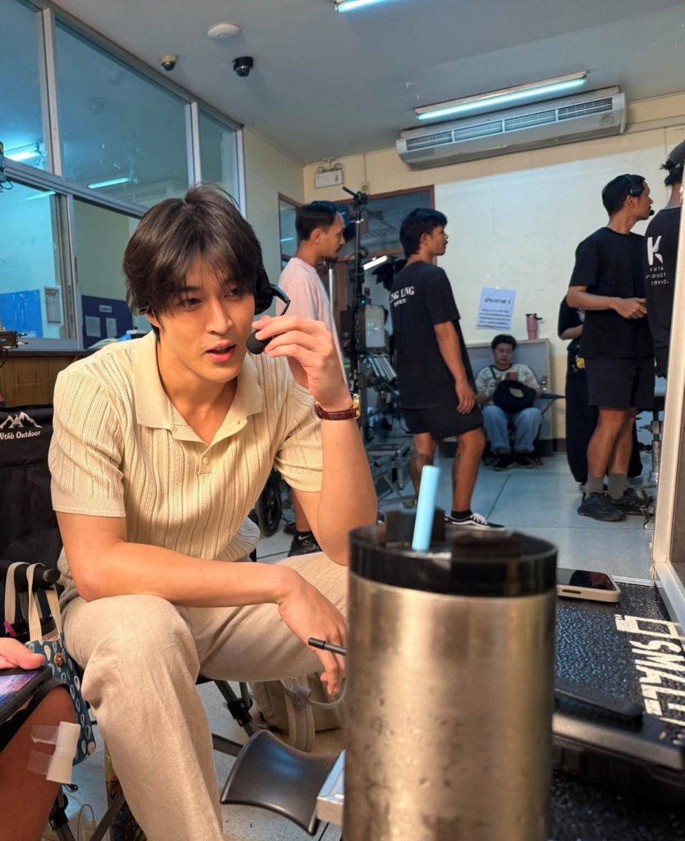 firzaGyu's tweet photo. Nama : Krating Khunnarong
Skin tadi siang : Abang Ojeg
Skin malem : Asisten Director 🎬🎞📽

😭😭😭😭😭😭😭😭 https://t.co/nL72TbqWCR