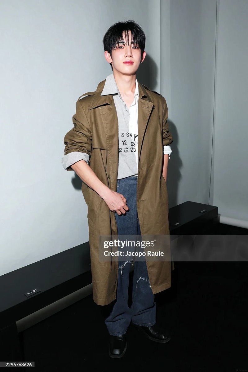 Konoha_1218's tweet photo. getty chụp mà cỡ này nèeeeee

SIWOO MILAN FASHION WEEK SS27 #PARKSIWOOxMM6 
#PARKSIWOOMFWSS27 
#박시우 https://t.co/hLGHjXKufg