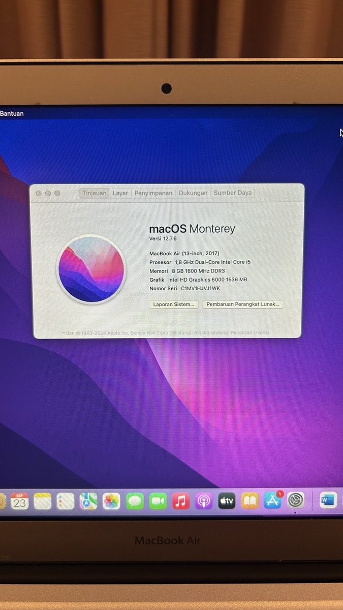 kleaaaaa8's tweet photo. hii! WTS Macbook Air 2017 (dijual karena papahku gabisa makenya😭)
Harga: 3,7 jt (masih bisa nego)
• Pemakaian pribadi
• Kondisi masih mulus dan normal (jarang dipakai)
• Laptop + carger
• batrai awet
📍Lokasi Jogja (bisa COD)
#jualmacbookjogja #jualmacbook https://t.co/I0k6ZzyOru