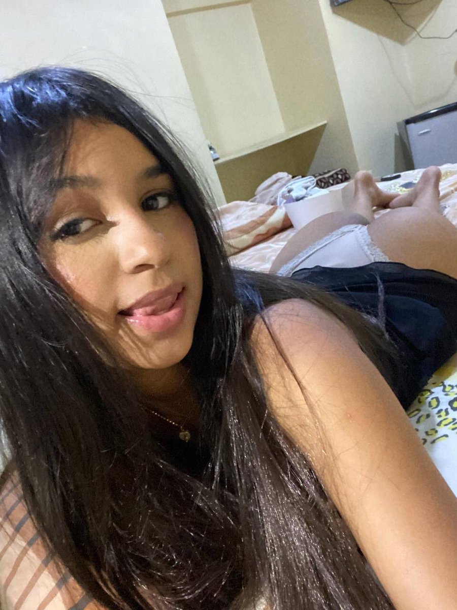 mishellebby_'s tweet photo. el pantie no se quita, solo se hace de ladito🙈
nueva aquí😽🔥 https://t.co/ybOuRRCuU2
