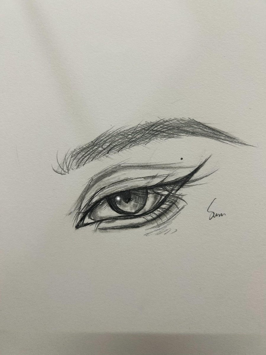 AnchalaMalik's tweet photo. 私は目を一対描きました。 https://t.co/ZIWwlGuQHj
