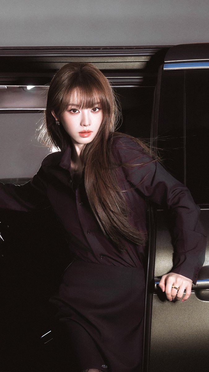 luvutianxiwei's tweet photo. The era of #Gucci IT GIRL #TianXiwei has officially begun. 🕶️🔥 ©logo https://t.co/m2XQ5cH1bq
