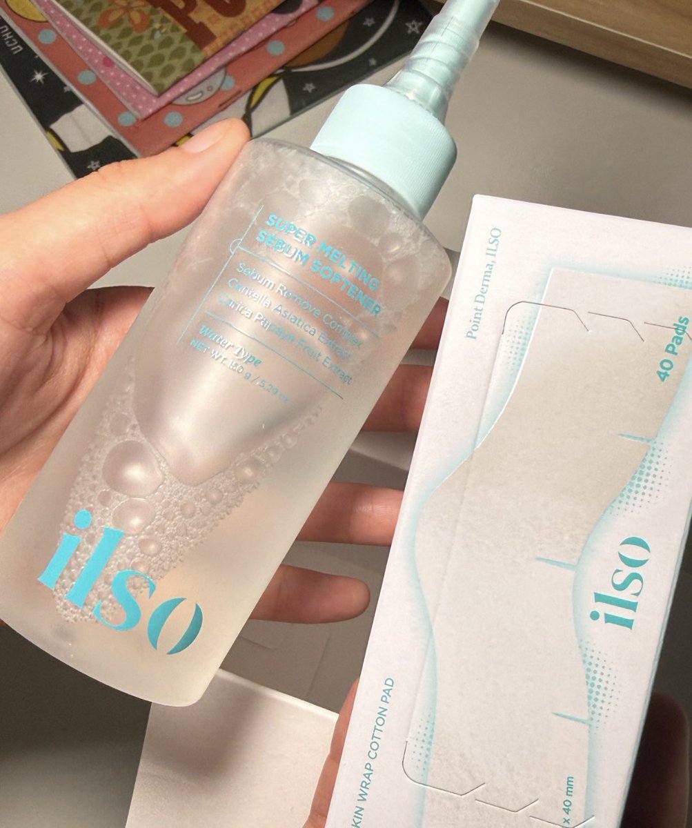 flow3rboiii's tweet photo. ใครมีสิวเสี้ยน รูขุมขนกว้าง อยากป้ายยาสิ่งนี้มาก ilso ที่ละลายสิวเสี้ยนแบรนด์เกาหลี คือใช้ดีจริง เราใช้มาหลายเดือนแล้ว รูขุมขนกระชับ ดีขึ้นเยอะเลย แค่เหยาะแล้วก็แปะทิ้งไว้ที่จมูก ทำอาทิตย์ละครั้ง 

https://t.co/pXooBHN4oA https://t.co/bNnNY8gxTZ