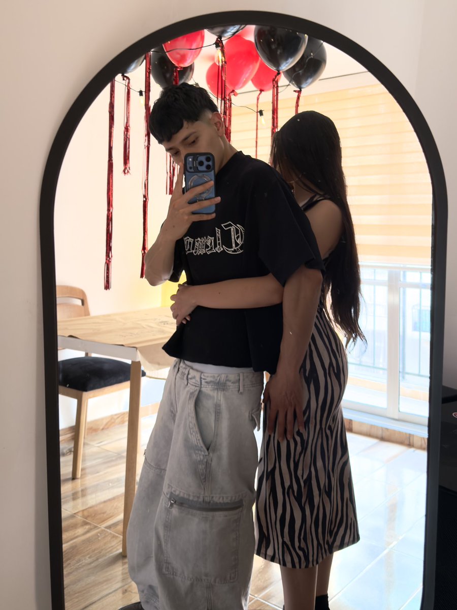gonvadzdaniel's tweet photo. 🖤 Gonvadz se les enamoró ajajajaj https://t.co/KGkLrTuX0m