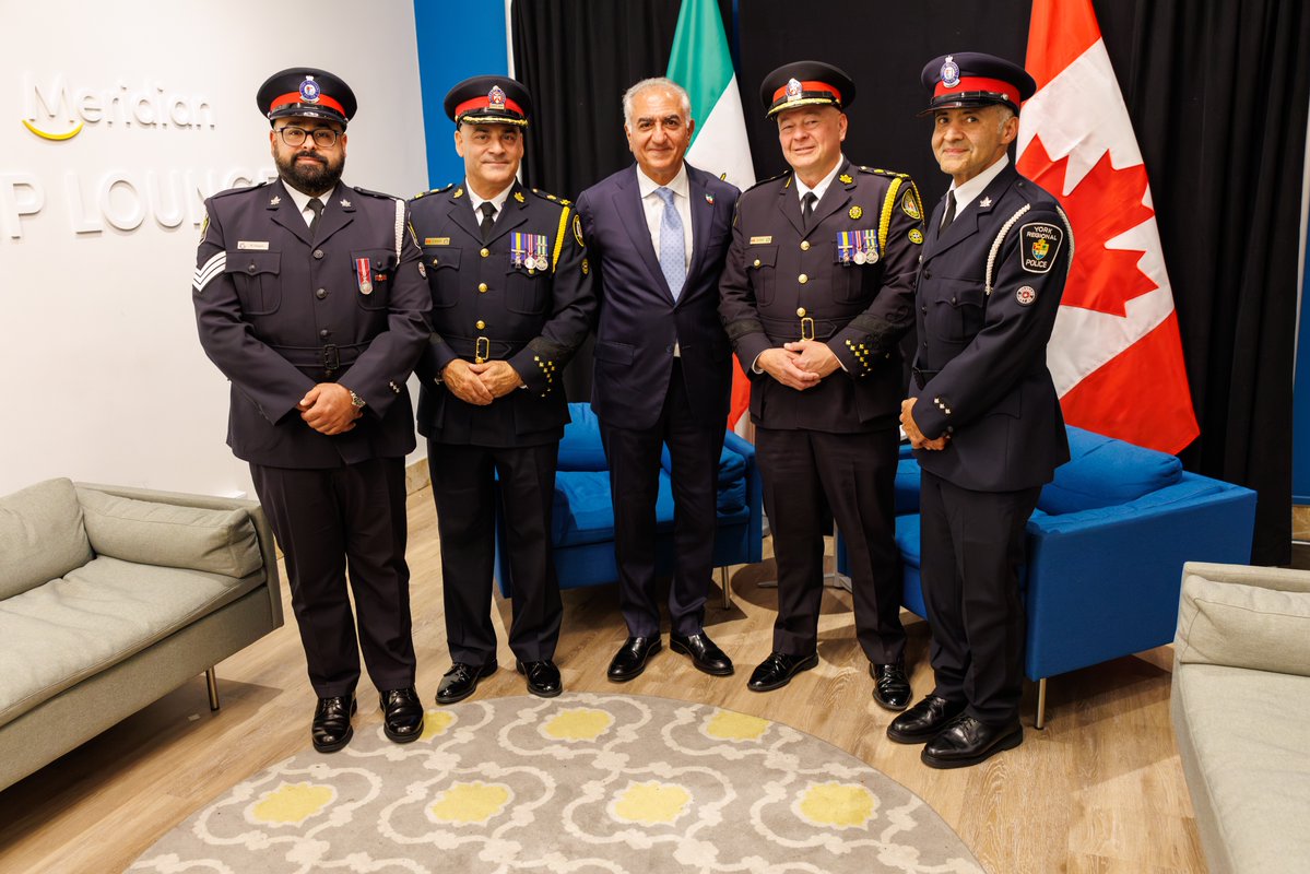 PahlaviComms's tweet photo. Our sincere gratitude to @TorontoPolice and Chief @TPSMyronDemkiw for your dedication, professionalism, and tirelessness in ensuring safety during Prince Reza Pahlavi’s visit. Your facilitating the continuous, safe protests of hundreds of thousands has earned you the affection of the Iranian-Canadian diaspora.