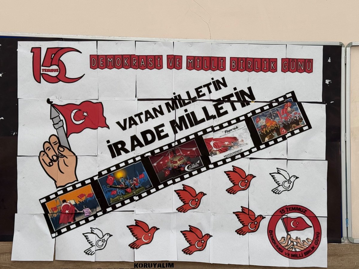 kasimiyeoo's tweet photo. 🇹🇷 15 Temmuz Demokrasi ve Millî Birlik Günü kapsamında öğrencilerimizle birlikte panomuzu hazırlayan değerli öğretmenlerimiz Hasan Akpulat ve Tuğçe Yıldırım’a teşekkür ederiz.

@mardinilmem 
@artukluilcemem 
@ali_eyyupkoca 
@mehmeteminduya1 https://t.co/sLuIVkSbbf