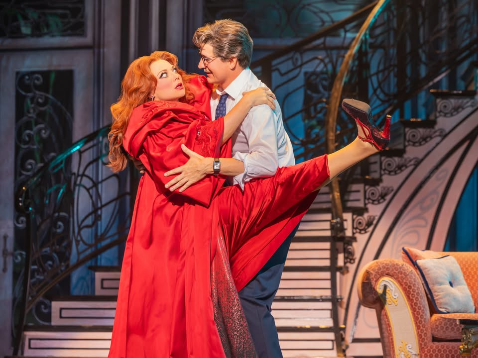 DeathBecomesBwy's tweet photo. Wake up! Our North American Tour has new production photos to give you LIFE!
•
📸 @murphymade https://t.co/f5nwkv8tCP