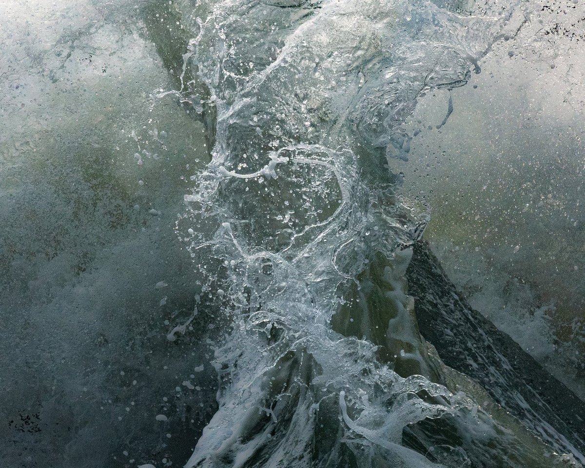 WildSeascapes's tweet photo. Close-up wave detail. https://t.co/m0BmDLSooN