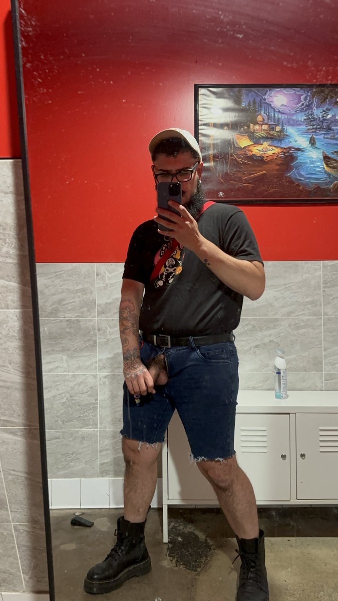 top_raaaawmen's tweet photo. also, who’s going to Folsom this weekend? https://t.co/kuoNnhql5T