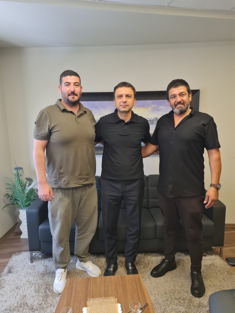 avmustafakose's tweet photo. Şehidimiz Tuncay Arslan’ın babası Celal Arslan ağabeyimiz başta olmak üzere hemşehrilerimizle görüşmeler gerçekleştiriyoruz…. https://t.co/sQLQLLFqcw
