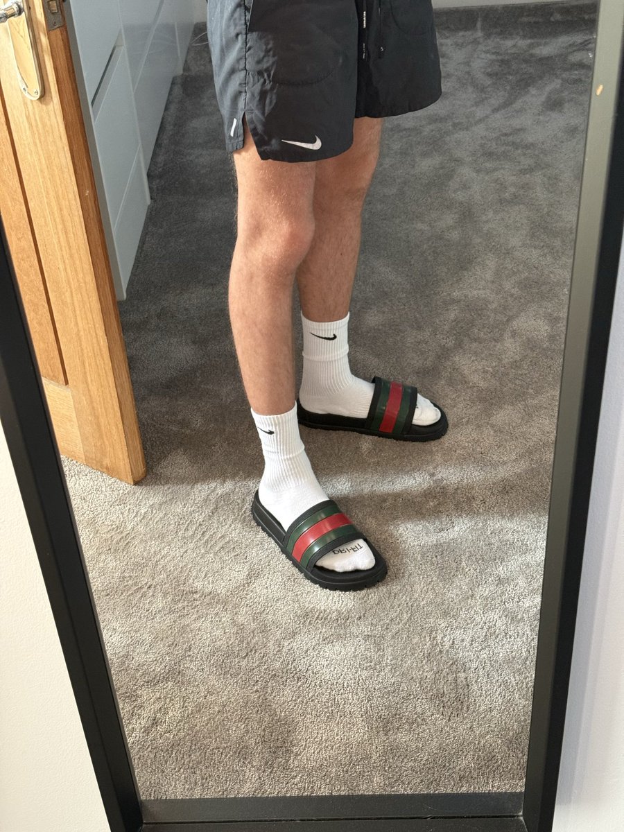MasterJayden12's tweet photo. Imagine ur face in these 
#socksandsliders #cashpig #cashking #findom #master #whitesocks https://t.co/8WXCQEA4lj