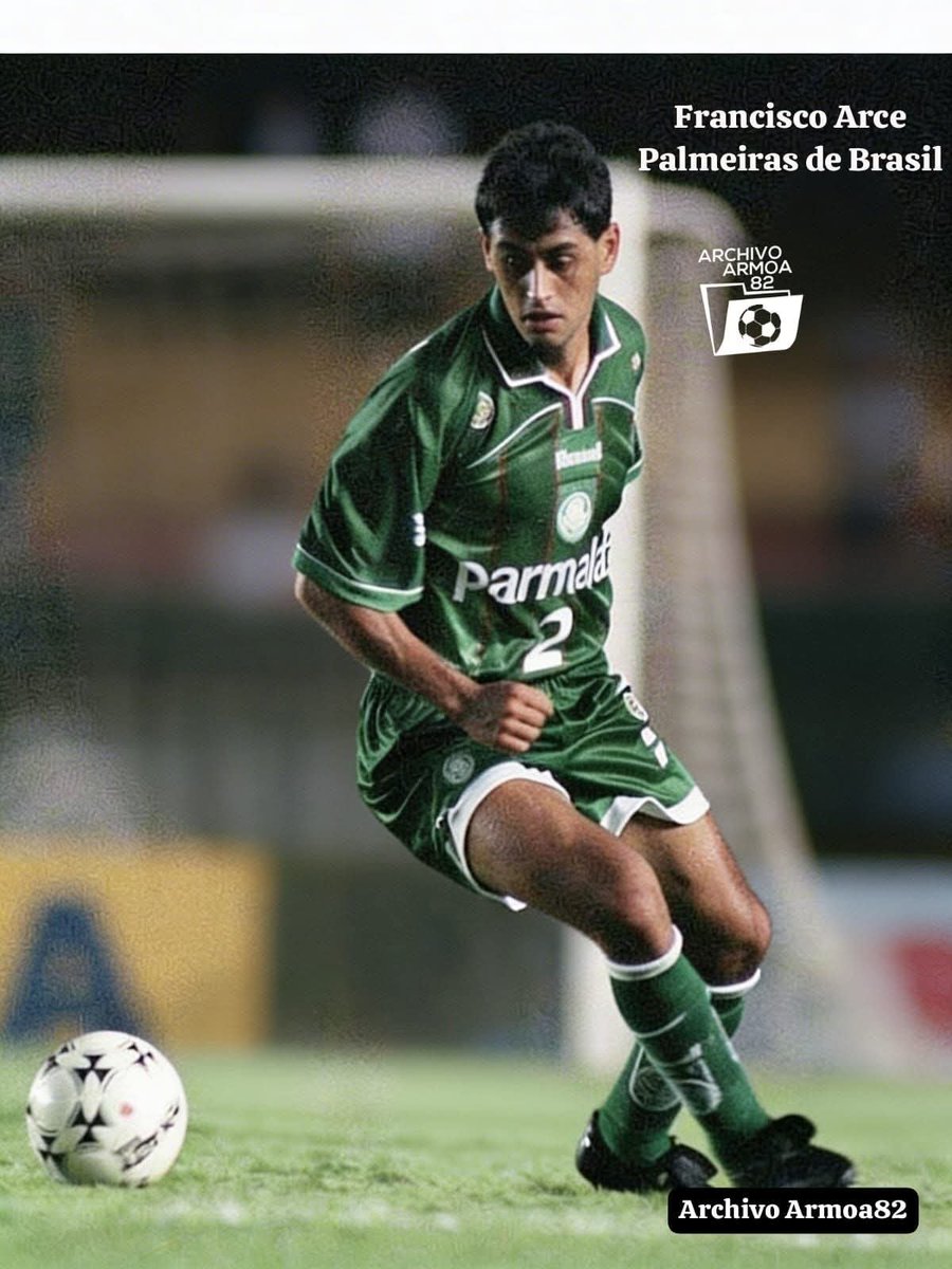 GustavoArmyybc's tweet photo. #ParaguayosPorElFútbolBrasilero
En imagen
Francisco 'Chiqui' Arce
Palmeiras de Brasil
Temporadas 1998 al 2002 ganando varios títulos .. https://t.co/YBabCrq5Yj