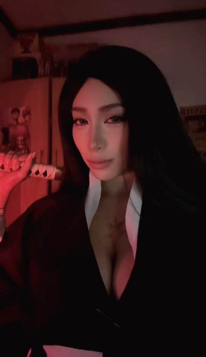 reiqnes's tweet photo. when im bad at selfies so i just screenshot my unohana tiktok https://t.co/9ZZmprVjvm