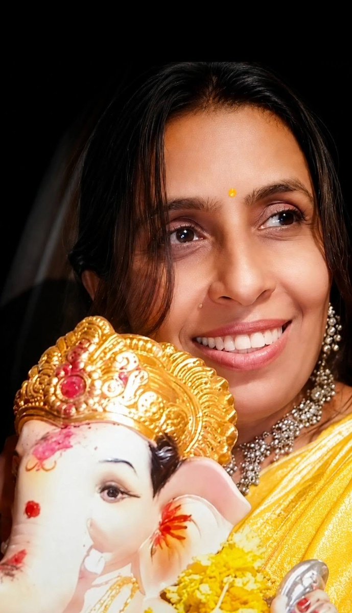DrTipsntoes's tweet photo. GANESH VISARJAN......SAD AND HAPPY MOMENT
6TH DAY..13TH YR..SARVE BHAVANTU SUKHINAH
Regards... Dr. Priyanka Singh
Founder &amp; Director
PRIYANKA'S PETAL HEART FOUNDATION
PRIYANKA'S TIPS N TOES ACADEMY https://t.co/Blq7YgOPtU