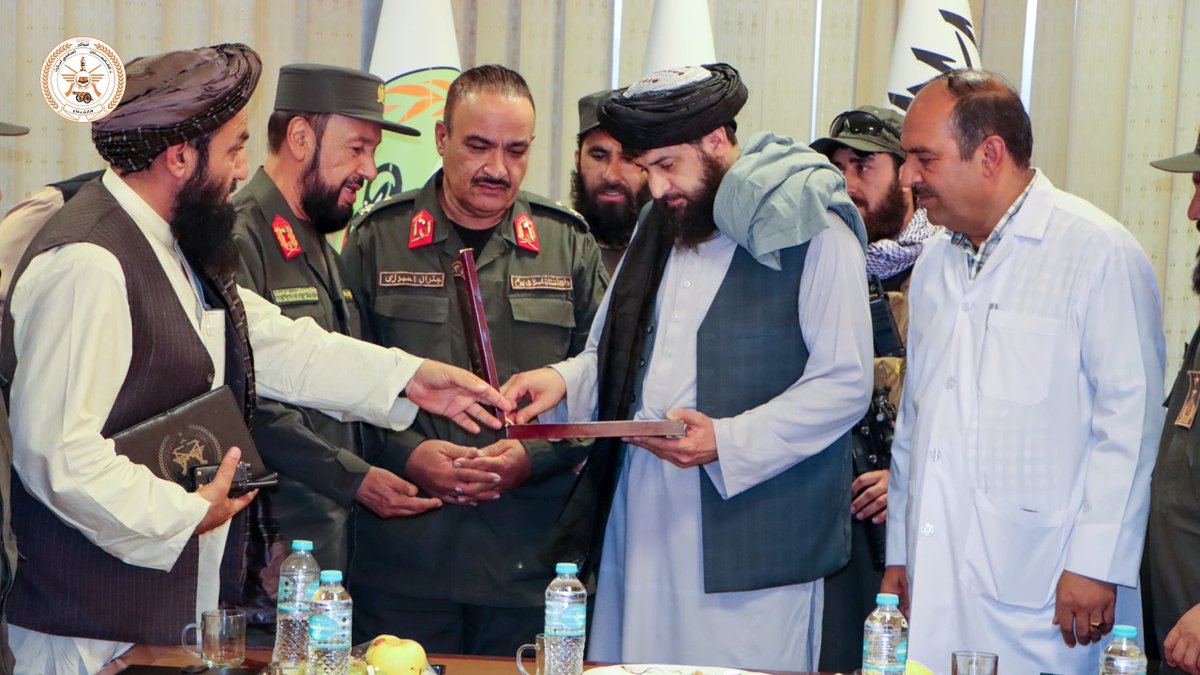 MoDAfghanistan2's tweet photo. Mawlawi Mohammad Yaqoob “Mujahid”, Defense Minister, Visits Newly Operational Departments, 400-Bed Complex Hospital https://t.co/7kXuQpkTqn