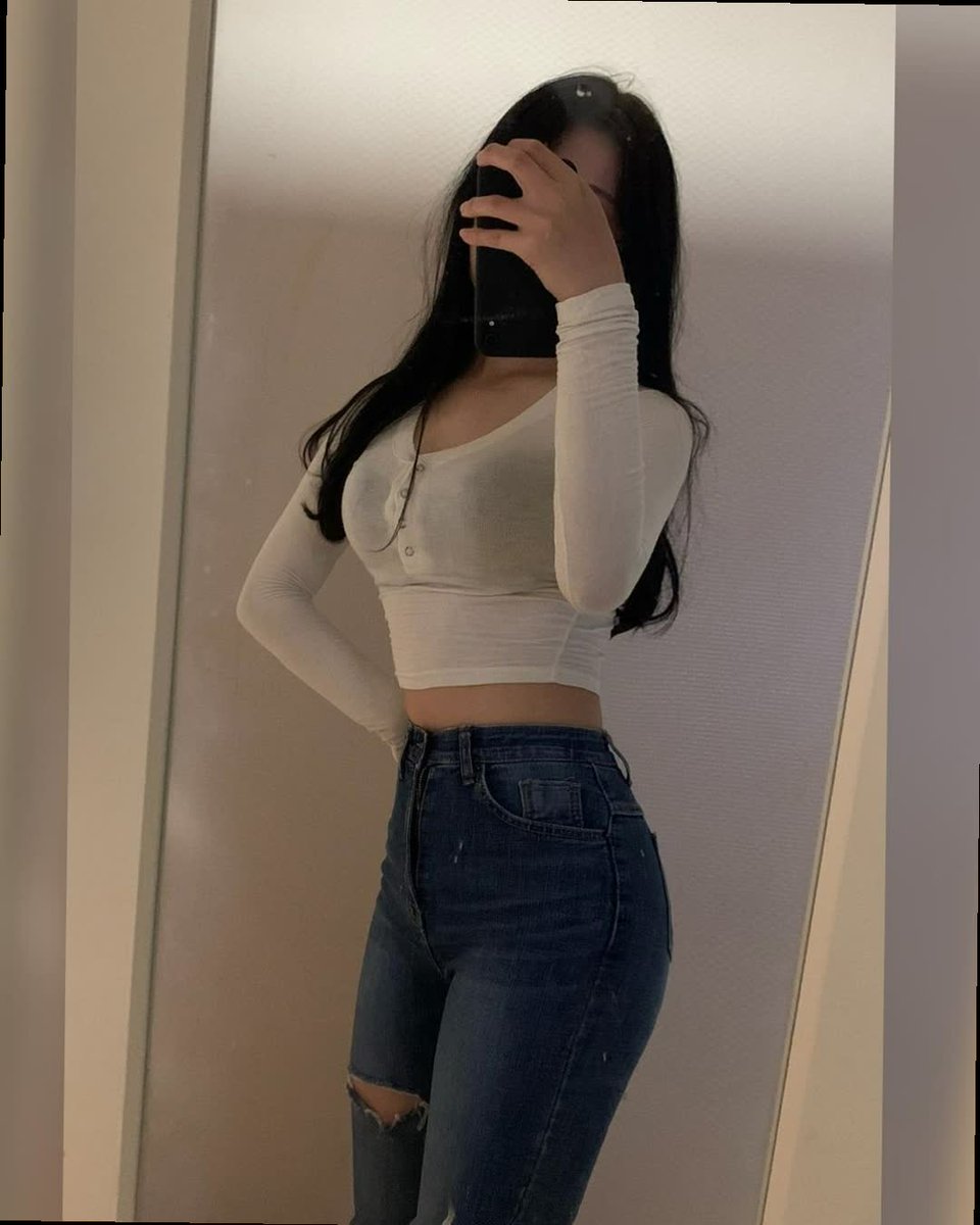 EasterThebxg's tweet photo. 🤏 #용산 ㄹr 인 86sd

흥분시켜줄분?

#오프 #ㄱㄷ #ㅁㄴ #조건 #맘눌뎀 #섹트 https://t.co/HFNDeDbob6