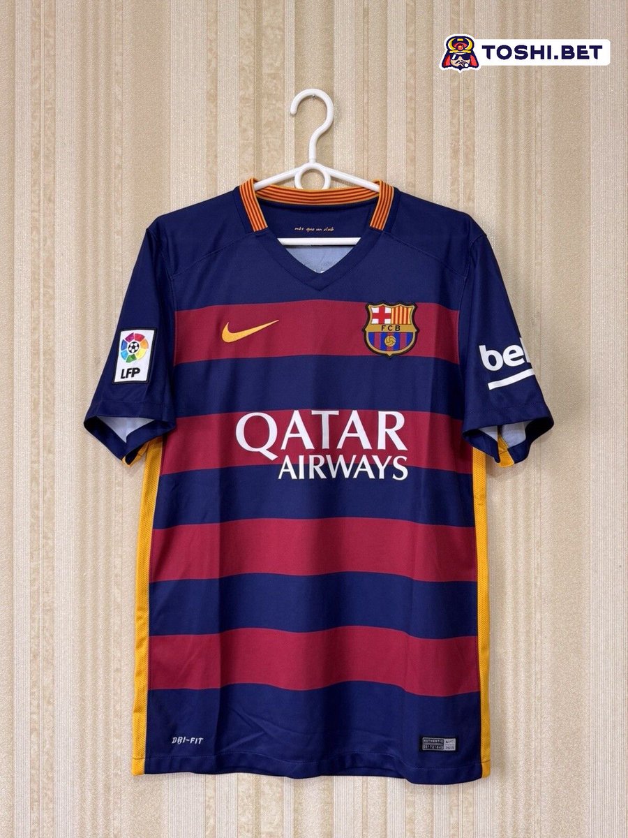 AnabellaMarvy's tweet photo. Barcelona fans who does this kit remind you of? https://t.co/VcfZrAFtsH