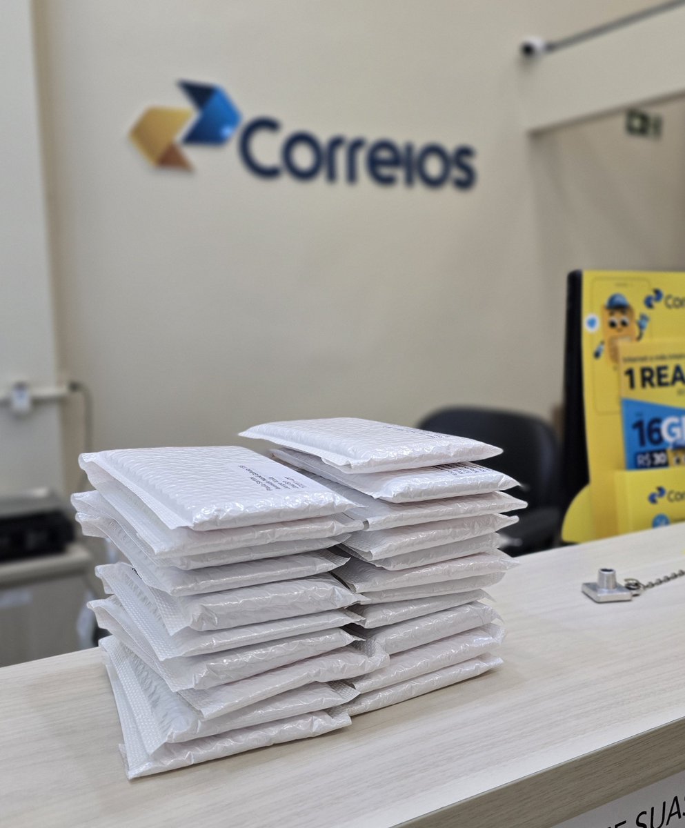 dimplesbox's tweet photo. dia de deixar os pacotinhos de vocês nos correios, mais tarde mando os códigos de rastreamento no grupo! 📬 https://t.co/3F3WvUtNCl