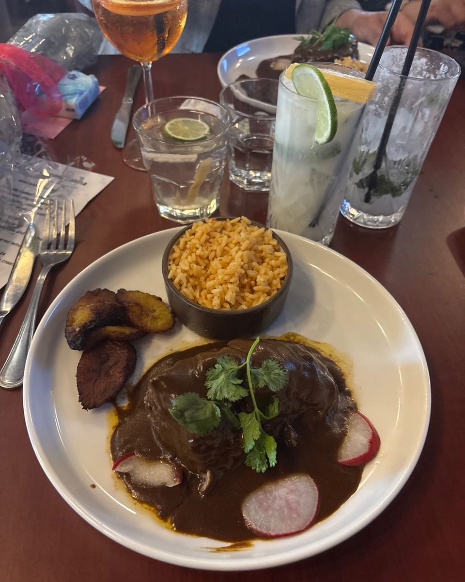 alyfajardo's tweet photo. Celebrate Mother’s Day Weekend at Luna in Mohegan Lake, 2026. https://t.co/M9YqkcIhDJ
